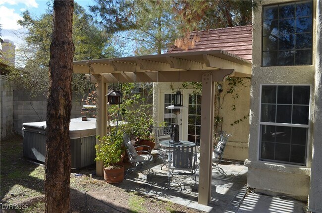Building Photo - 2805 Tortoise Ct