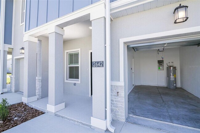Building Photo - 2642 Runners Cir