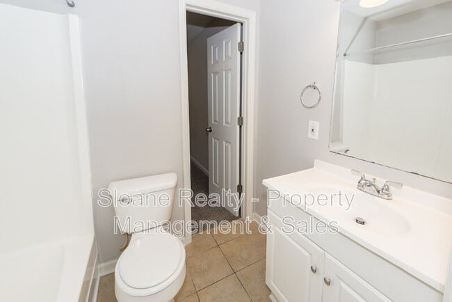 Building Photo - 1297 Mathis Ferry Rd
