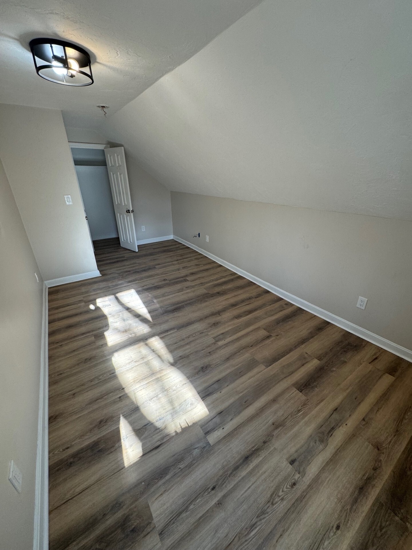 Building Photo - 456 Mattakeesett St