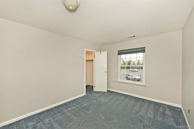 Building Photo - 171 Fairview Cir