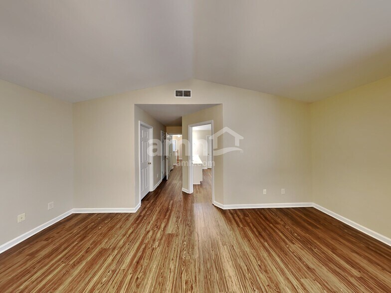 Building Photo - 2528 Howell Farms Way NW