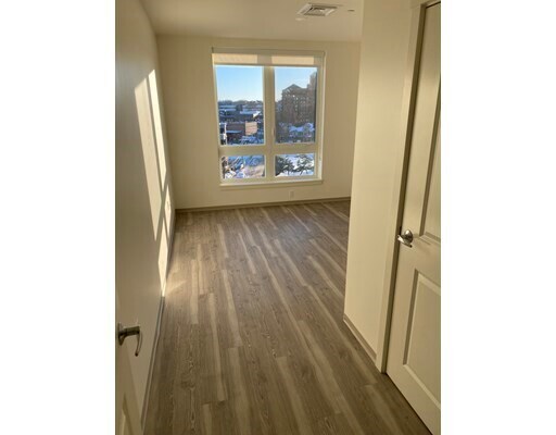 Building Photo - 90 Braintree St