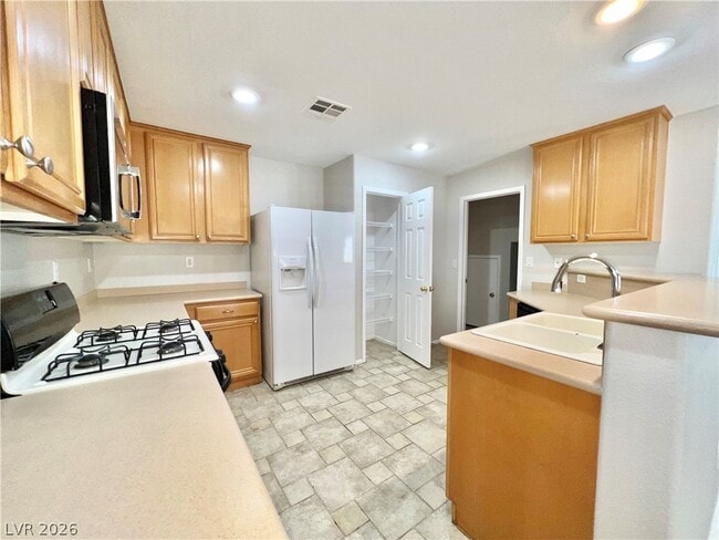 Building Photo - 203 Del Cira Ave