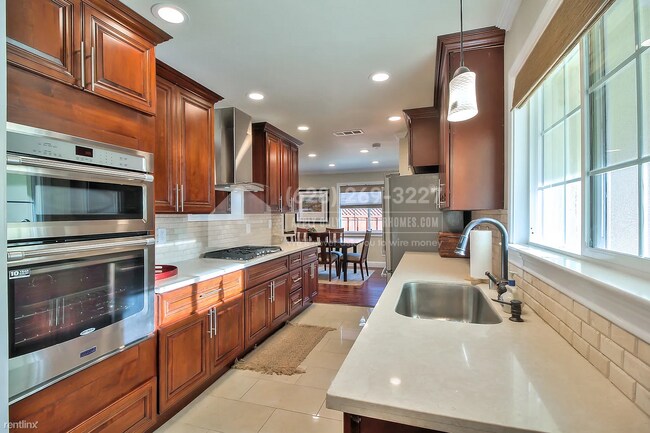Primary Photo - 3 br, 2 bath House - 7613 Canterbury Lane -