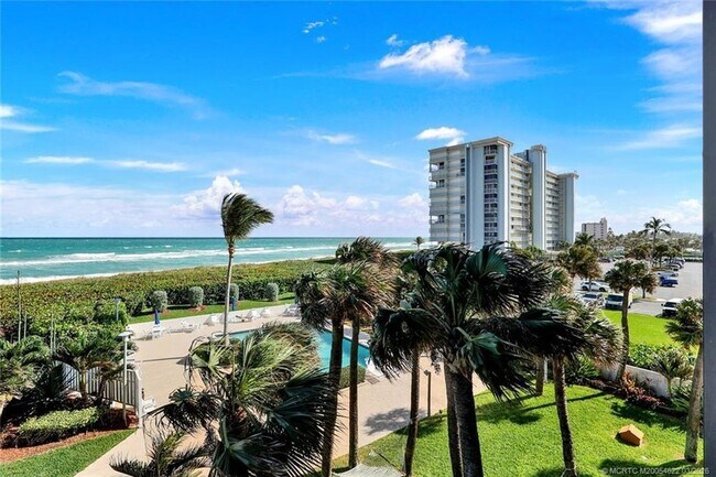 Building Photo - 10410 S Ocean Dr