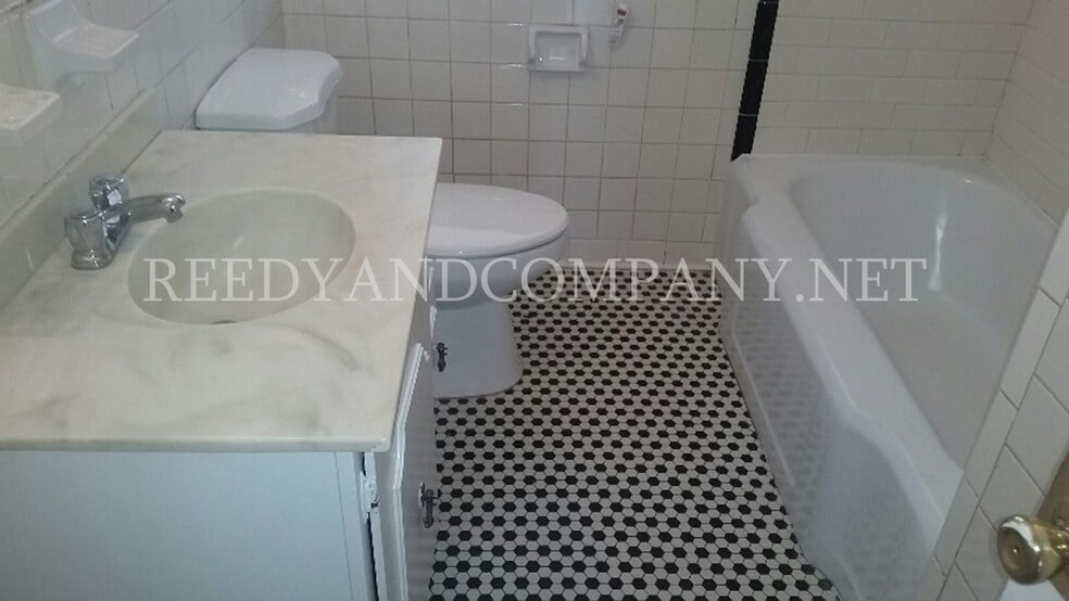 Building Photo - 3711 Buchanan Ave