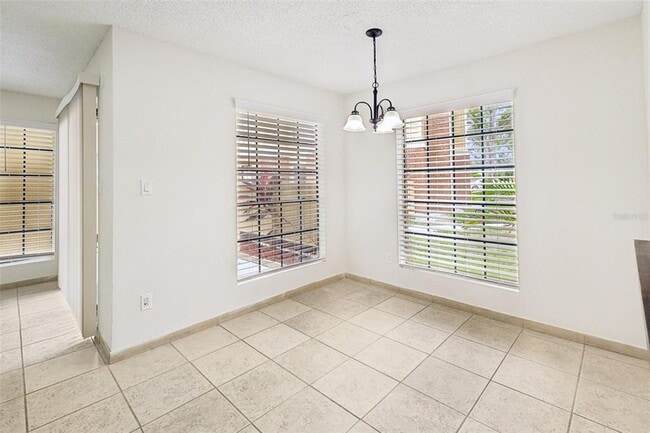 Building Photo - 8724 Mallard Reserve Dr