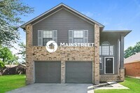 Building Photo - 3 Bedroom Pet-Friendly Home in Garland, TX with Main Street Renewal