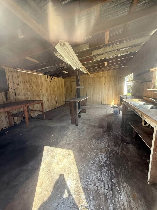 Building Photo - 3259 Huff Dr