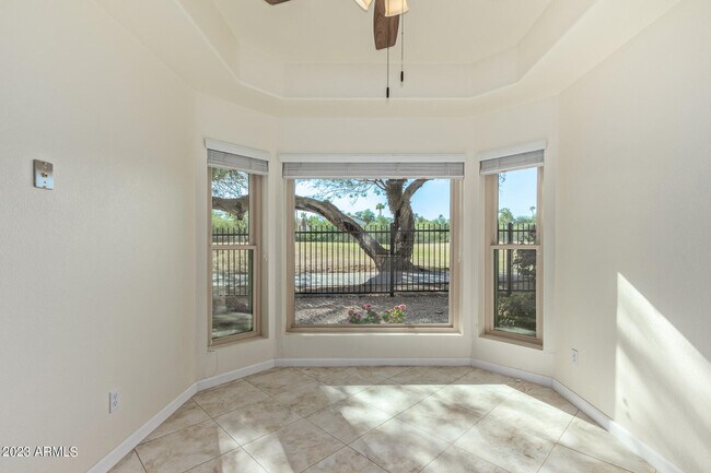 Building Photo - 9414 S 51st St