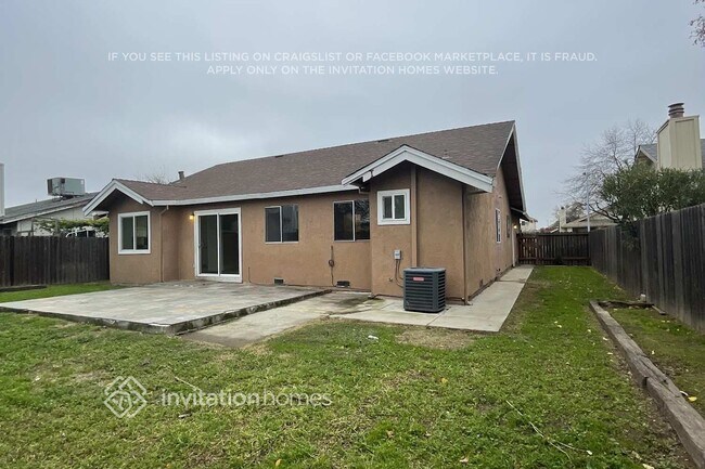 Building Photo - 7419 Skander Way