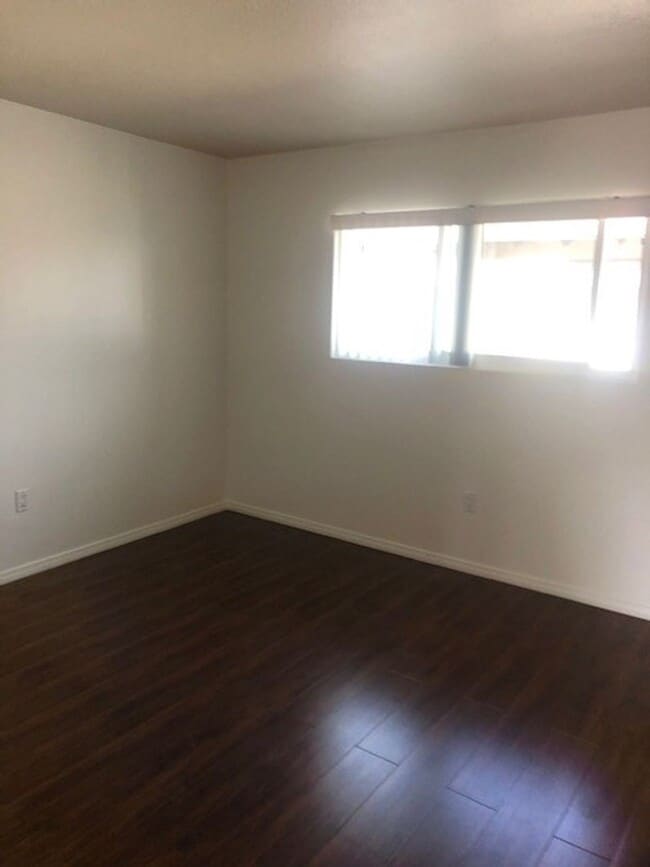 Building Photo - 18342 Patterson Ln