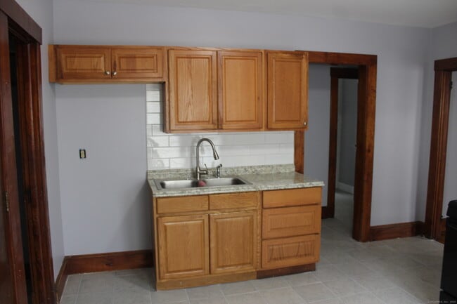 Building Photo - 45 Grandview Terrace