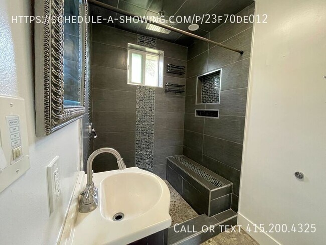 Building Photo - 4460 Forest St