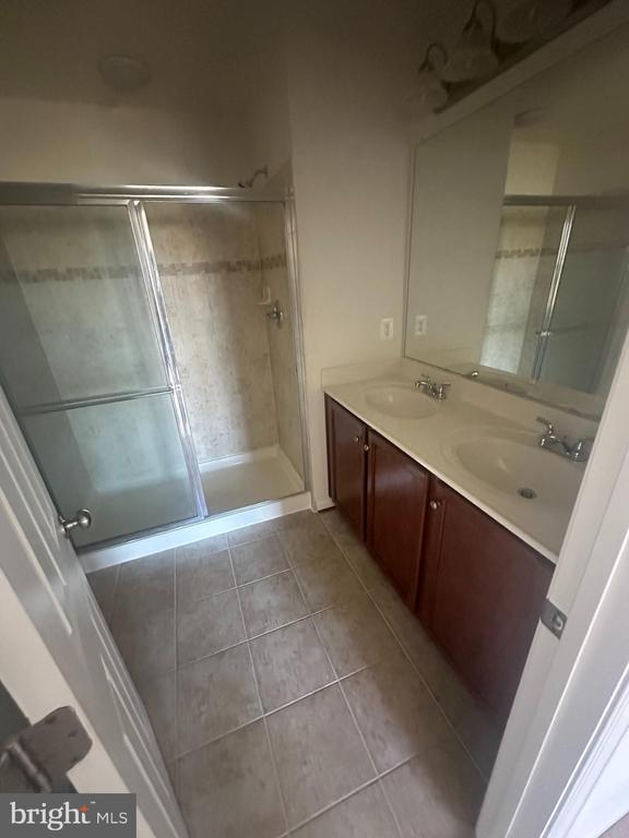Building Photo - 15715 John Diskin Cir