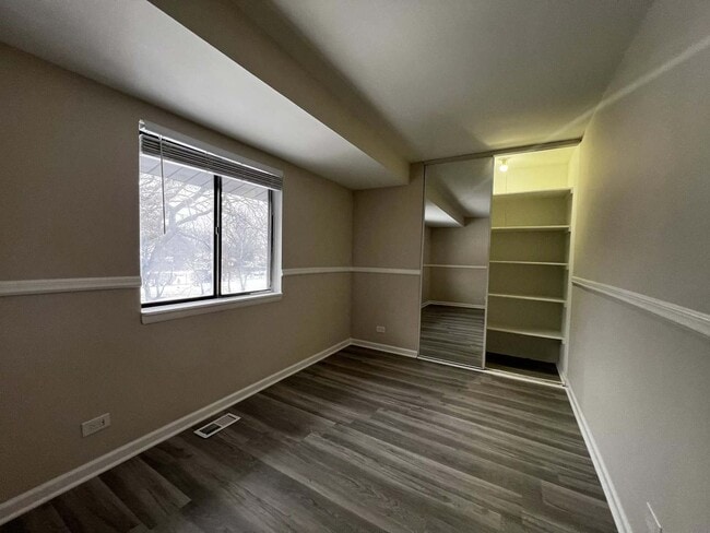 Building Photo - 7333 Winthrop Way