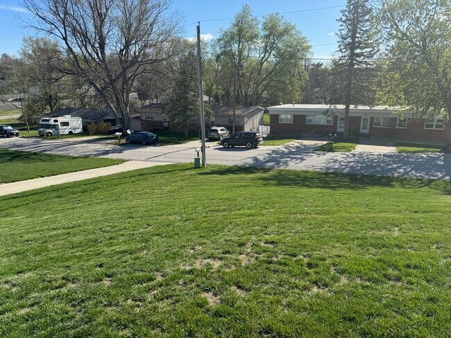 Primary Photo - 8313 S 38th St