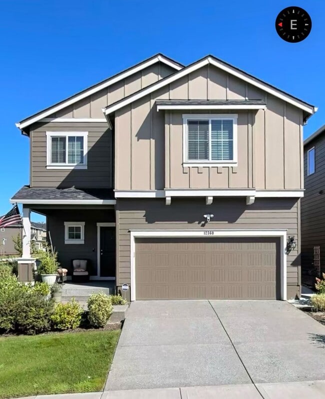 Building Photo - Gorgeous Corner lot 4 bed home! Happy Vall...