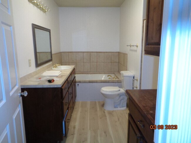 Building Photo - 5313 Elmira Rd