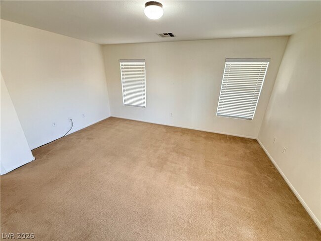Building Photo - 2416 Cockatoo Dr