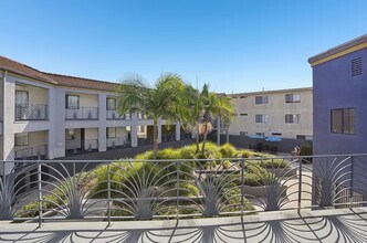 Building Photo - Chadron Apartment