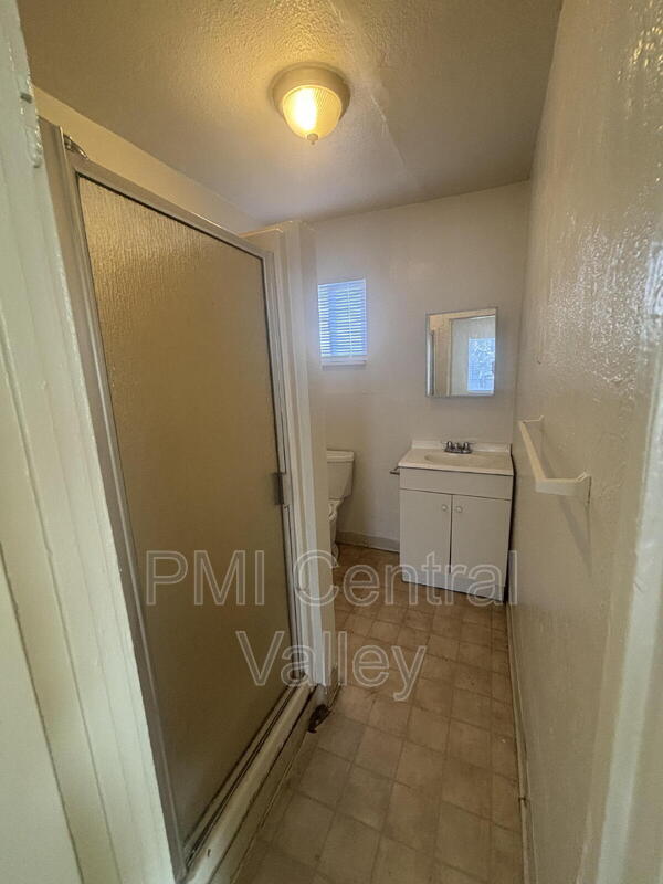 Building Photo - 1302 N Filbert St