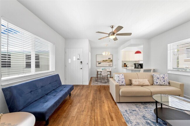 Building Photo - 3015 Seville St