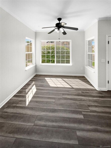 Building Photo - 10120 E Carolina Dr