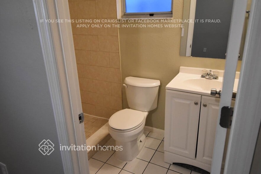 Building Photo - 11332 Maxton Way