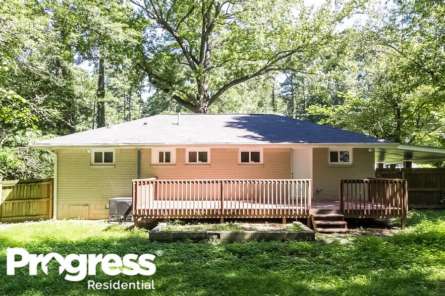 Building Photo - 3671 Larkspur Terrace