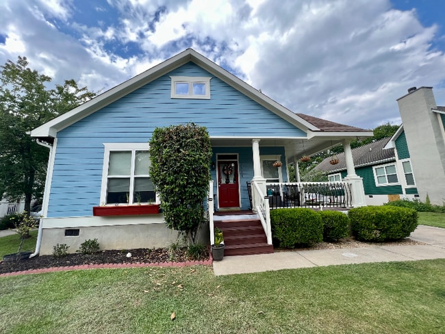 Building Photo - 1461 Tattnall Pl