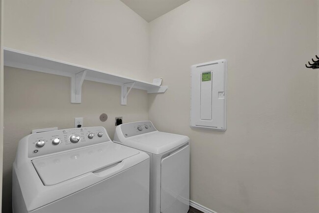 Building Photo - 4202 Amber Ruse Dr