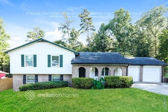 Building Photo - 3890 Benchmark Dr