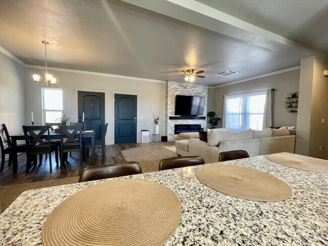 Building Photo - Stunning 3-Bed Ranch with 3-Car Garage & RV Parking in Pueblo West