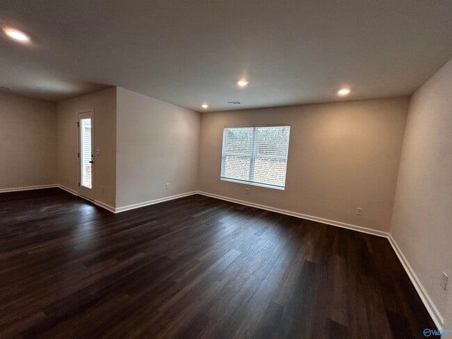 Building Photo - 9946 Sequoyah Cv Dr SE