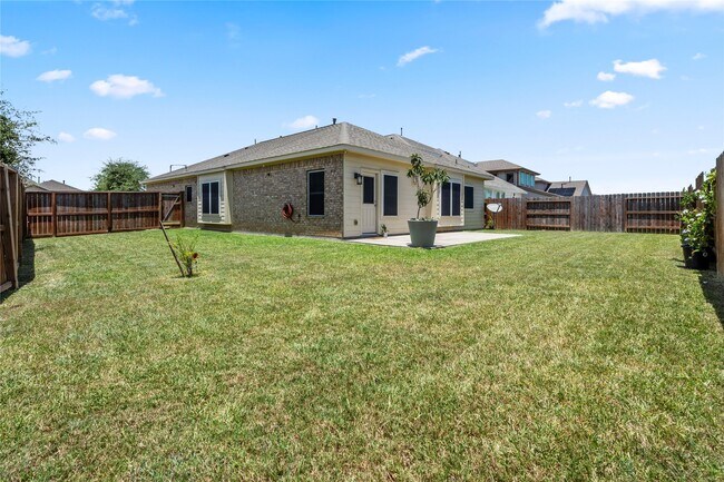 Building Photo - 12725 Pirate Bend Dr