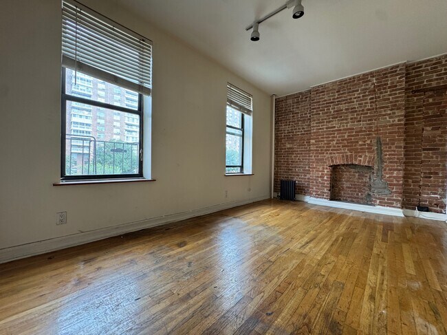 Floorplan - 3135 Broadway