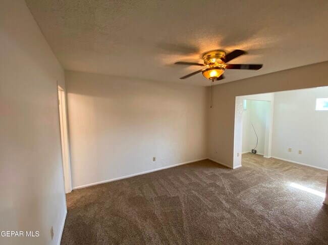 Building Photo - 214 Montego Bay Dr