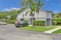 Building Photo - 2761 S Oakland Forest Dr
