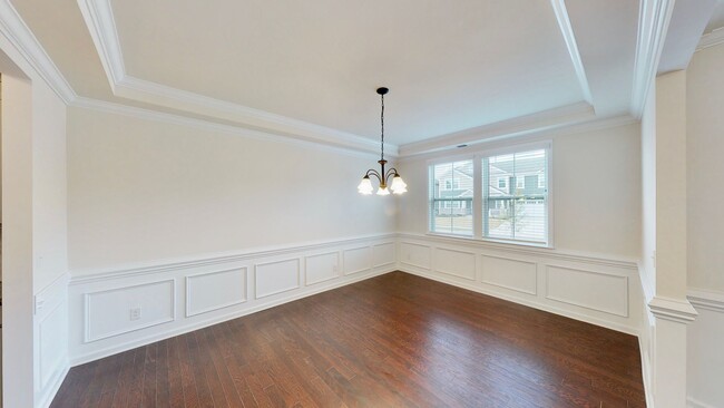 Building Photo - 1246 Ainslie Pl Rd