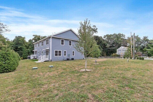 Building Photo - 65 Paulding Ln