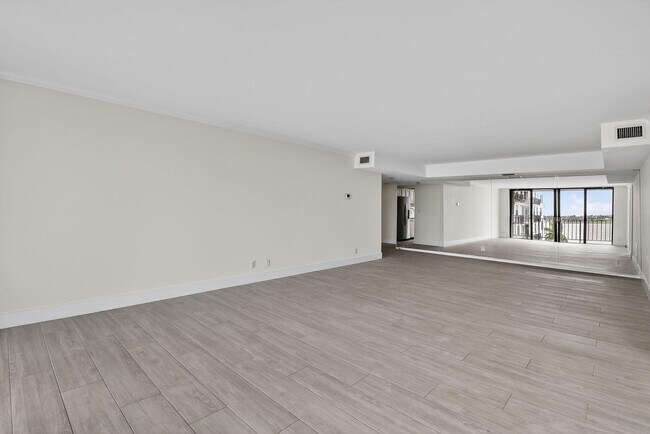 Building Photo - 3800 Washington Rd