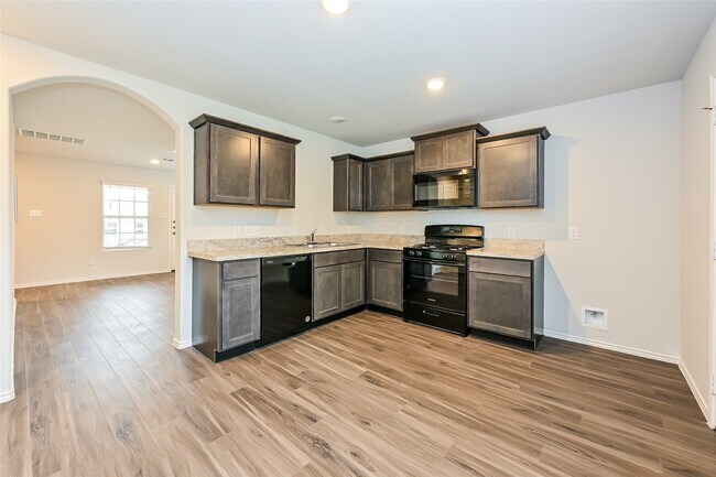 Building Photo - 2372 Blue Opal Ln