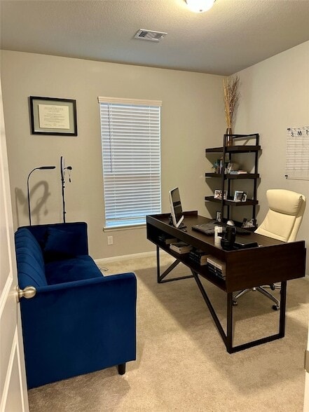 Building Photo - 15307 Davan Springs Dr