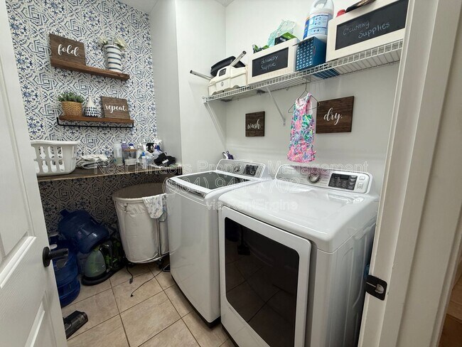 Building Photo - 3371 Ivybridge Ct