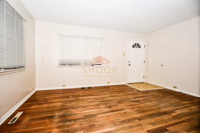 Building Photo - ADORABLE HOME IN CENTRAL LAFAYETTE