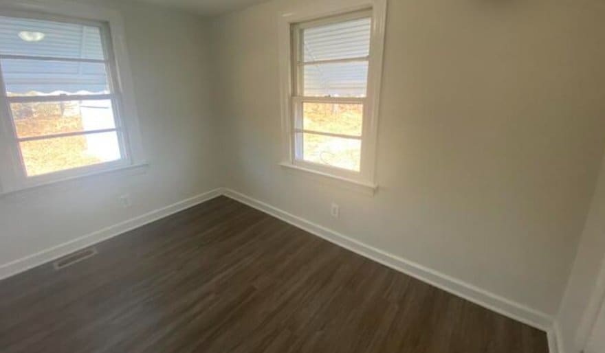 Building Photo - 1138 Live Oak Church Rd