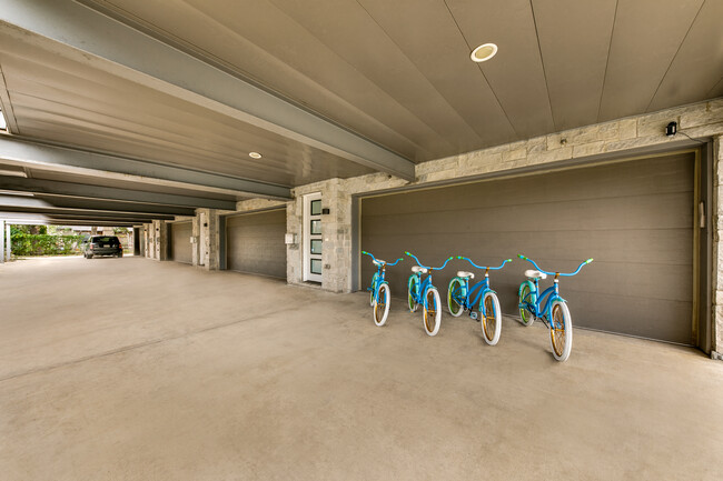 2-car garage. And bicycles! - 418 Melba St