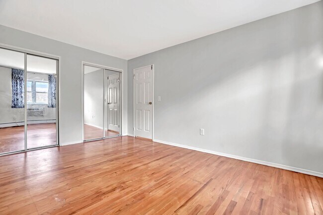 Building Photo - 55 Gill Ln